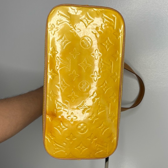 Louis Vuitton Houston Yellow Vernis Bag 🇪🇸 - Picture 4 of 13